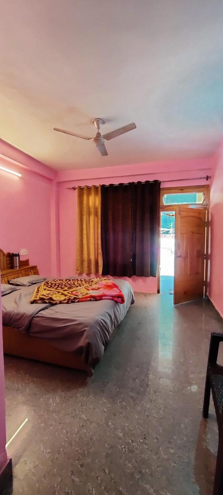 Flipsyde Retreat Hotel Kasol Exterior foto