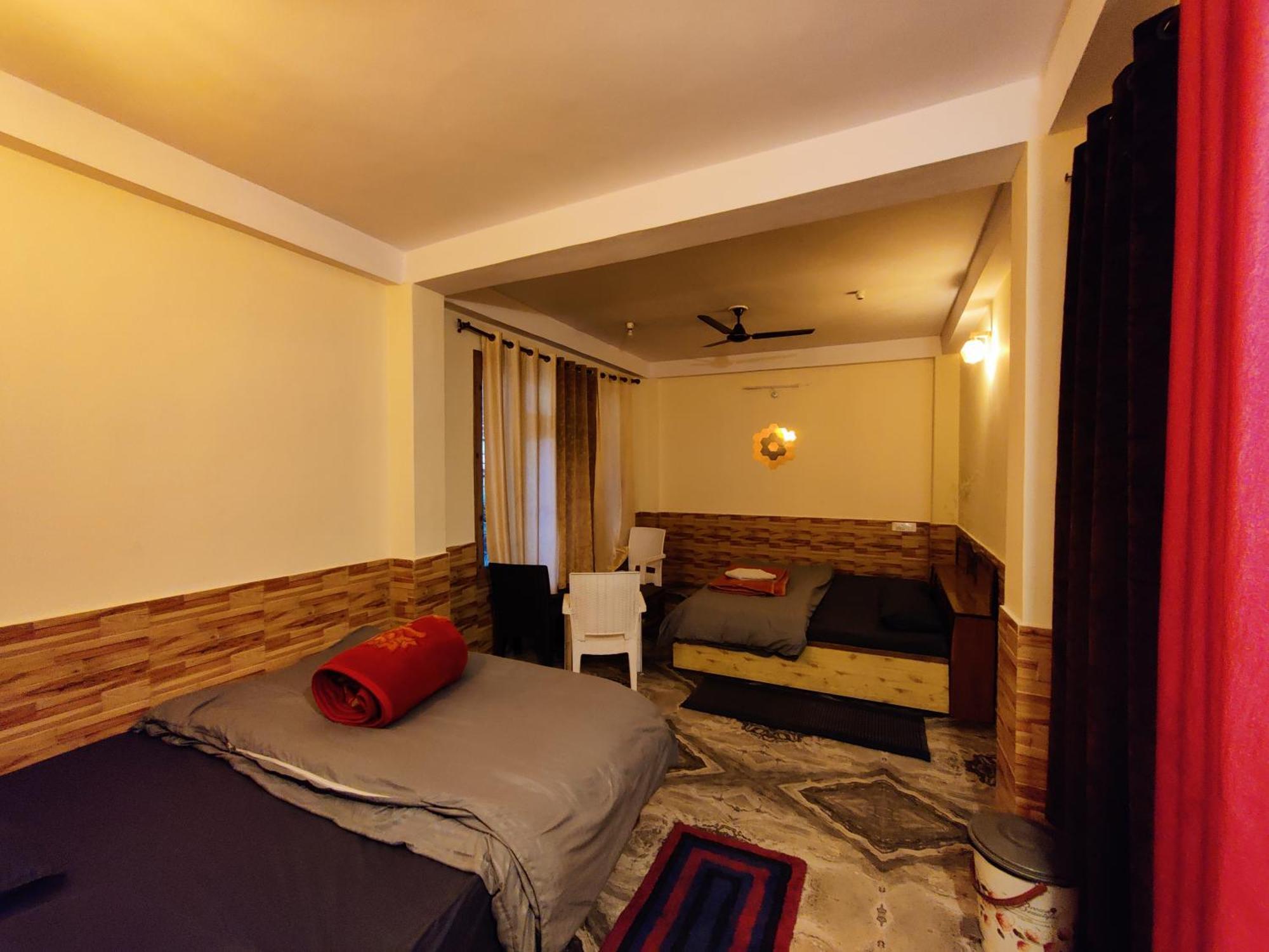 Flipsyde Retreat Hotel Kasol Exterior foto