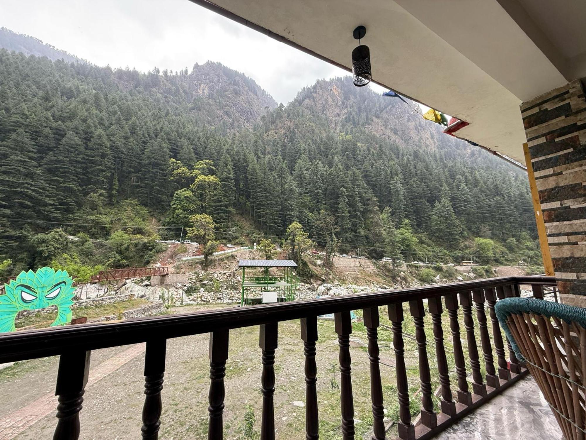 Flipsyde Retreat Hotel Kasol Exterior foto